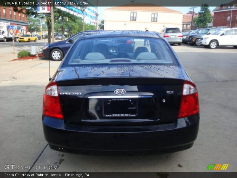 Ebony Black / Gray 2004 Kia Spectra EX Sedan