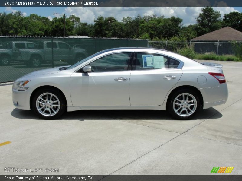 Radiant Silver / Charcoal 2010 Nissan Maxima 3.5 S