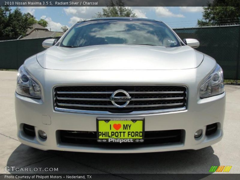 Radiant Silver / Charcoal 2010 Nissan Maxima 3.5 S
