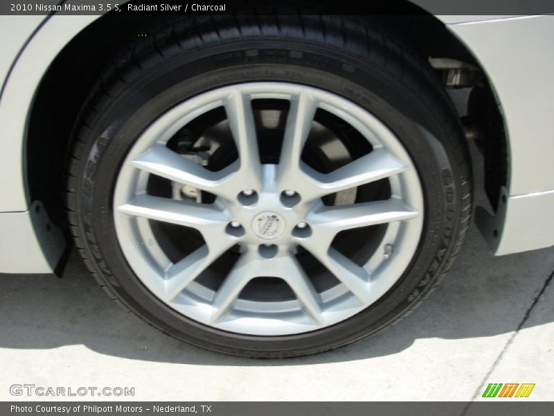Radiant Silver / Charcoal 2010 Nissan Maxima 3.5 S