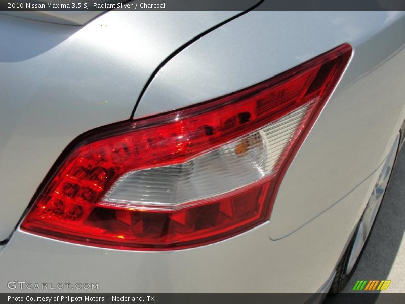 Radiant Silver / Charcoal 2010 Nissan Maxima 3.5 S