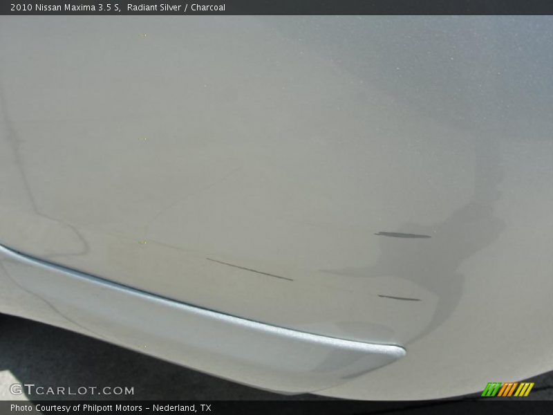 Radiant Silver / Charcoal 2010 Nissan Maxima 3.5 S
