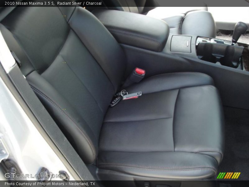 Radiant Silver / Charcoal 2010 Nissan Maxima 3.5 S