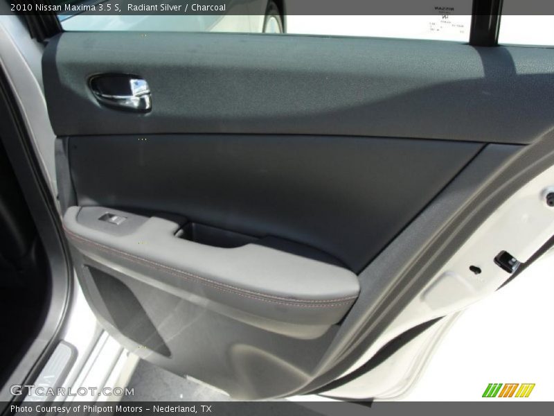 Radiant Silver / Charcoal 2010 Nissan Maxima 3.5 S