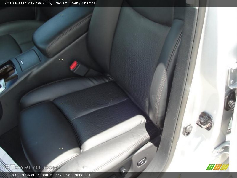 Radiant Silver / Charcoal 2010 Nissan Maxima 3.5 S