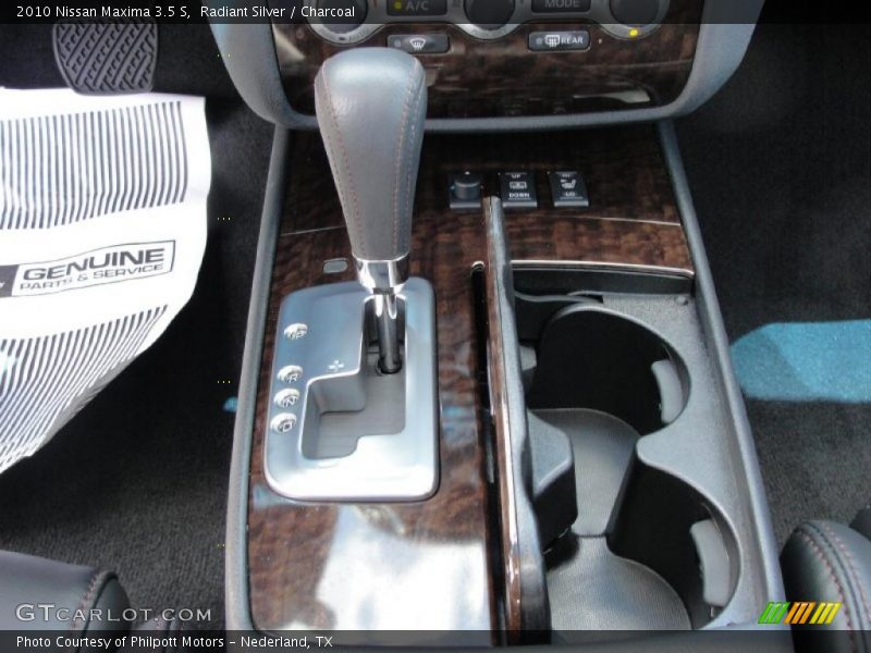 Radiant Silver / Charcoal 2010 Nissan Maxima 3.5 S