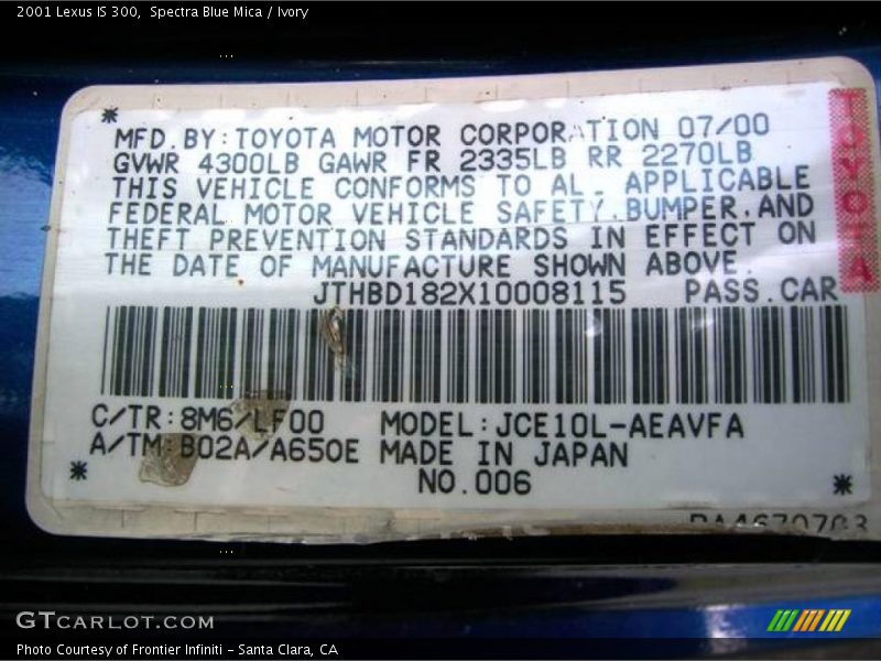 Spectra Blue Mica / Ivory 2001 Lexus IS 300