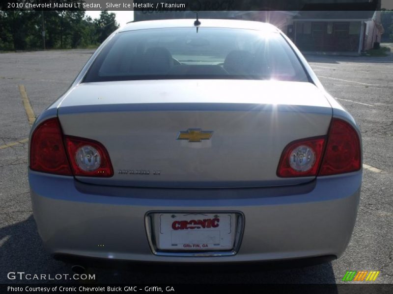 Silver Ice Metallic / Titanium 2010 Chevrolet Malibu LT Sedan
