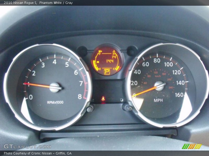 Phantom White / Gray 2010 Nissan Rogue S