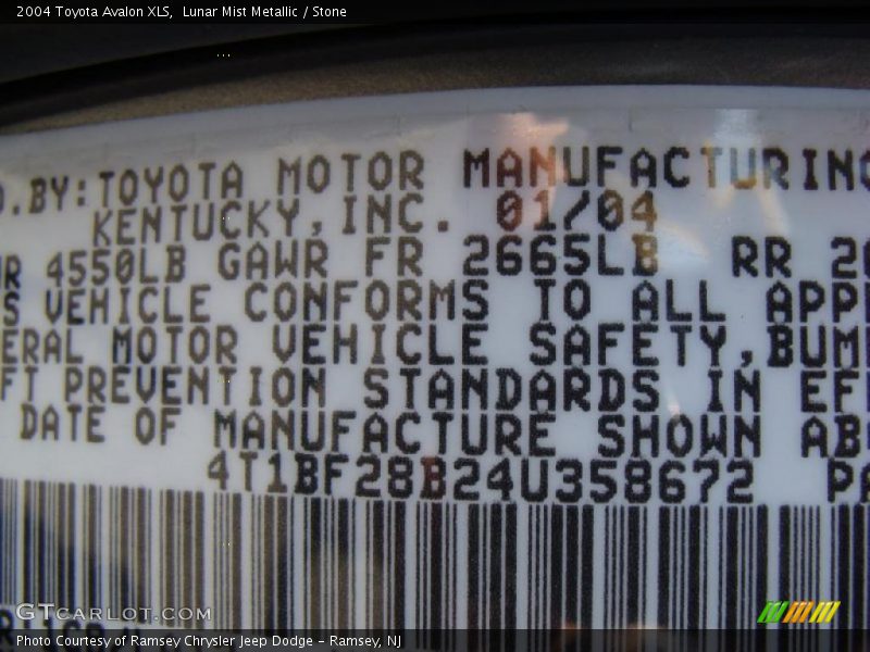 Lunar Mist Metallic / Stone 2004 Toyota Avalon XLS
