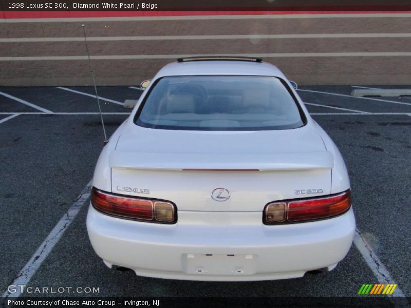 Diamond White Pearl / Beige 1998 Lexus SC 300