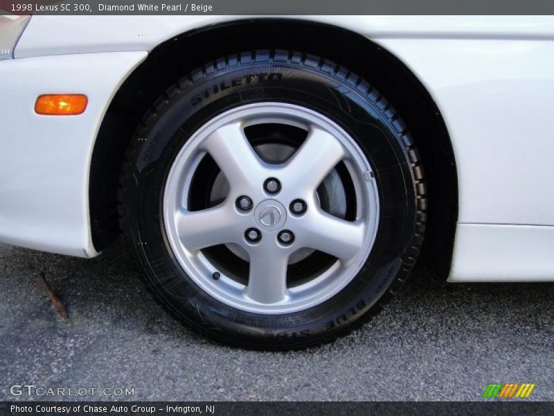 Diamond White Pearl / Beige 1998 Lexus SC 300