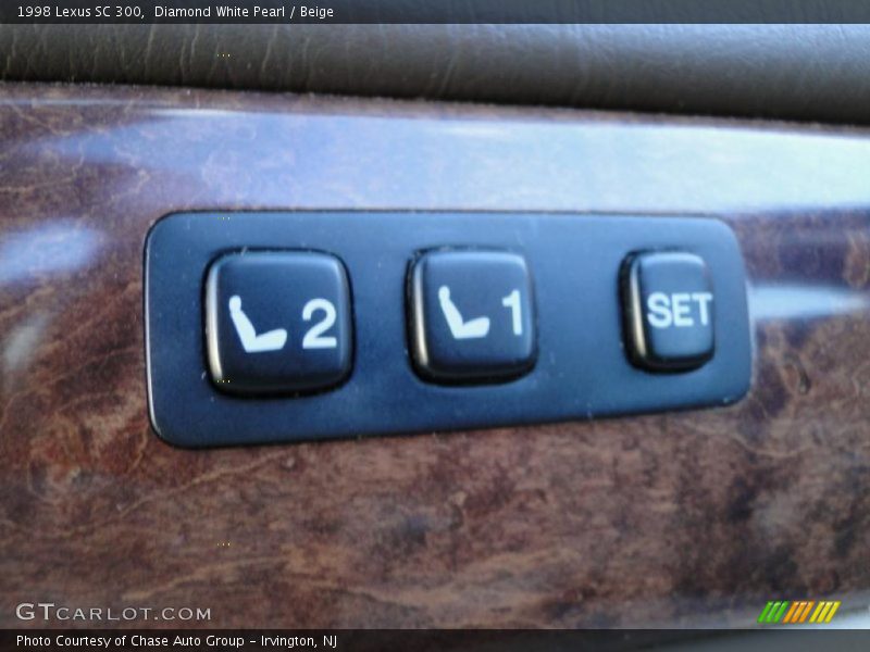 Diamond White Pearl / Beige 1998 Lexus SC 300