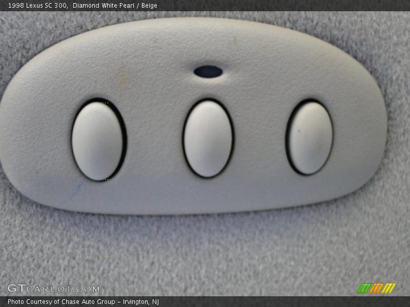 Diamond White Pearl / Beige 1998 Lexus SC 300