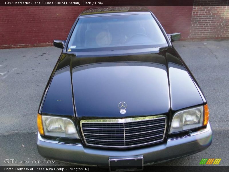 Black / Gray 1992 Mercedes-Benz S Class 500 SEL Sedan