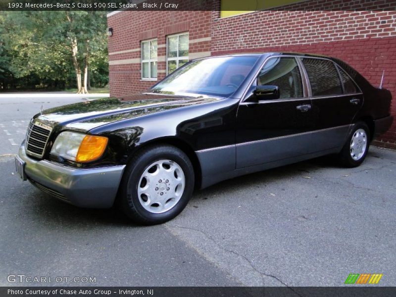 Black / Gray 1992 Mercedes-Benz S Class 500 SEL Sedan