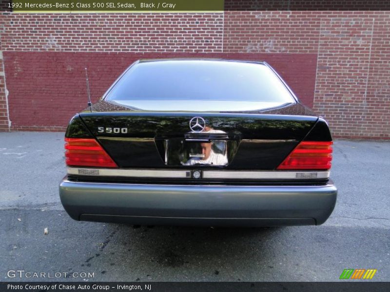 Black / Gray 1992 Mercedes-Benz S Class 500 SEL Sedan