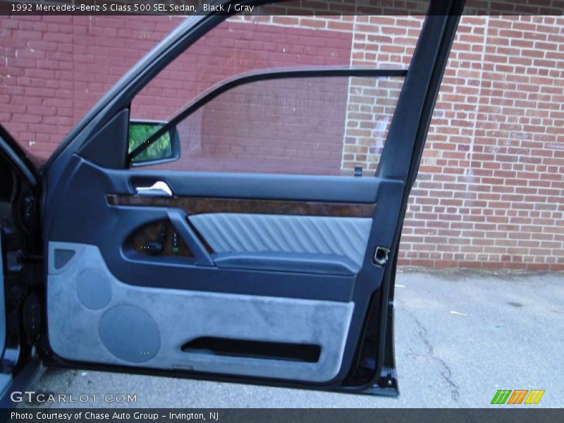 Black / Gray 1992 Mercedes-Benz S Class 500 SEL Sedan