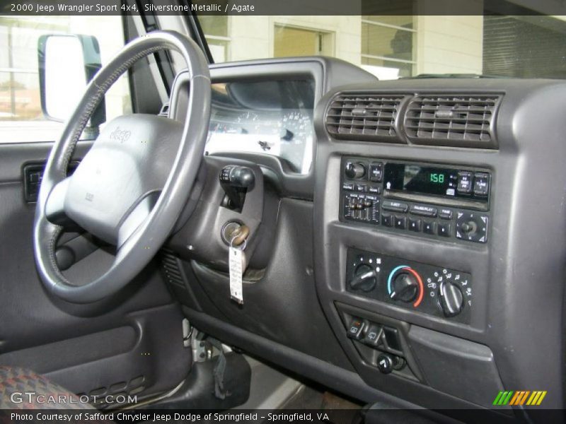 Silverstone Metallic / Agate 2000 Jeep Wrangler Sport 4x4