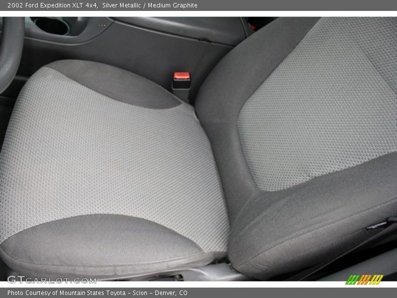 Silver Metallic / Medium Graphite 2002 Ford Expedition XLT 4x4