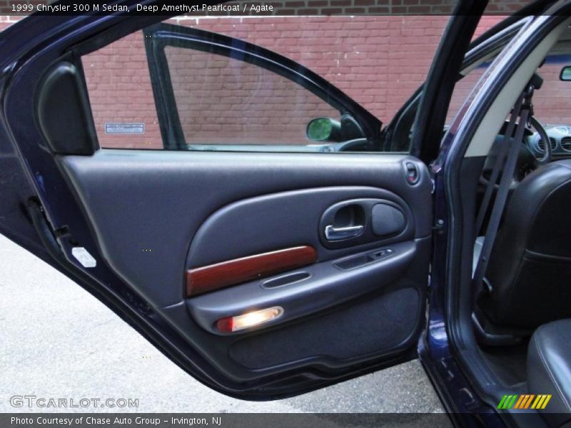 Deep Amethyst Pearlcoat / Agate 1999 Chrysler 300 M Sedan