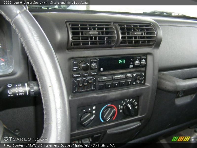 Silverstone Metallic / Agate 2000 Jeep Wrangler Sport 4x4