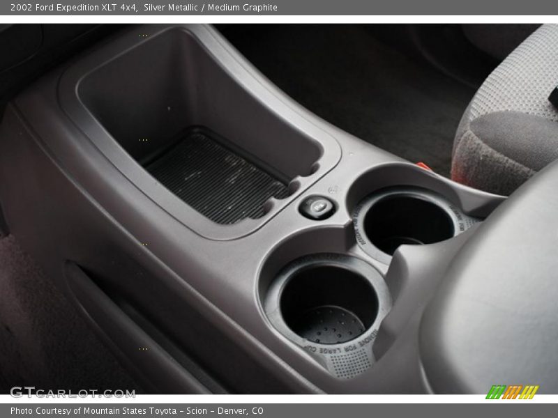 Silver Metallic / Medium Graphite 2002 Ford Expedition XLT 4x4