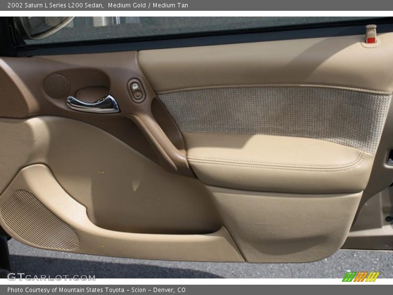Medium Gold / Medium Tan 2002 Saturn L Series L200 Sedan