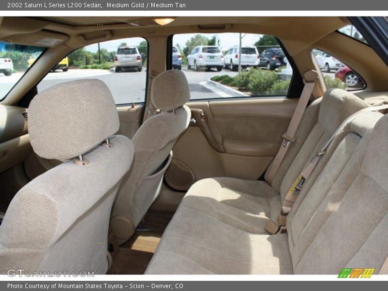 Medium Gold / Medium Tan 2002 Saturn L Series L200 Sedan