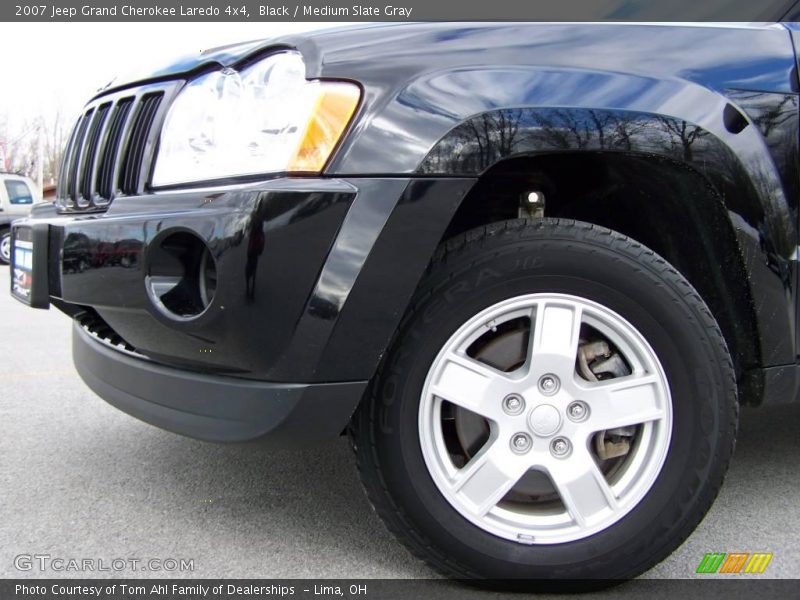 Black / Medium Slate Gray 2007 Jeep Grand Cherokee Laredo 4x4