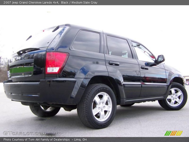 Black / Medium Slate Gray 2007 Jeep Grand Cherokee Laredo 4x4