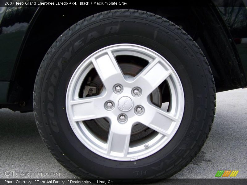 Black / Medium Slate Gray 2007 Jeep Grand Cherokee Laredo 4x4