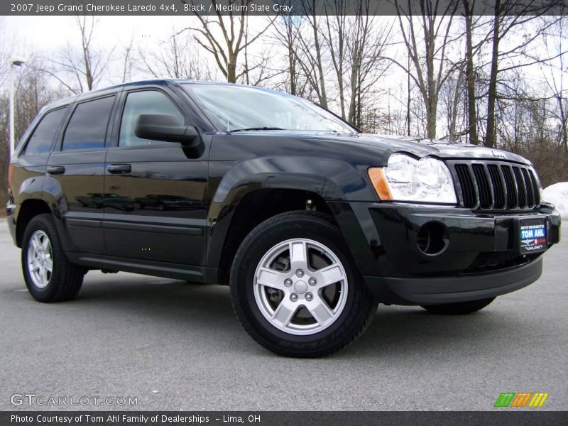 Black / Medium Slate Gray 2007 Jeep Grand Cherokee Laredo 4x4