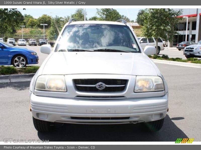 Silky Silver Metallic / Grey 1999 Suzuki Grand Vitara JS