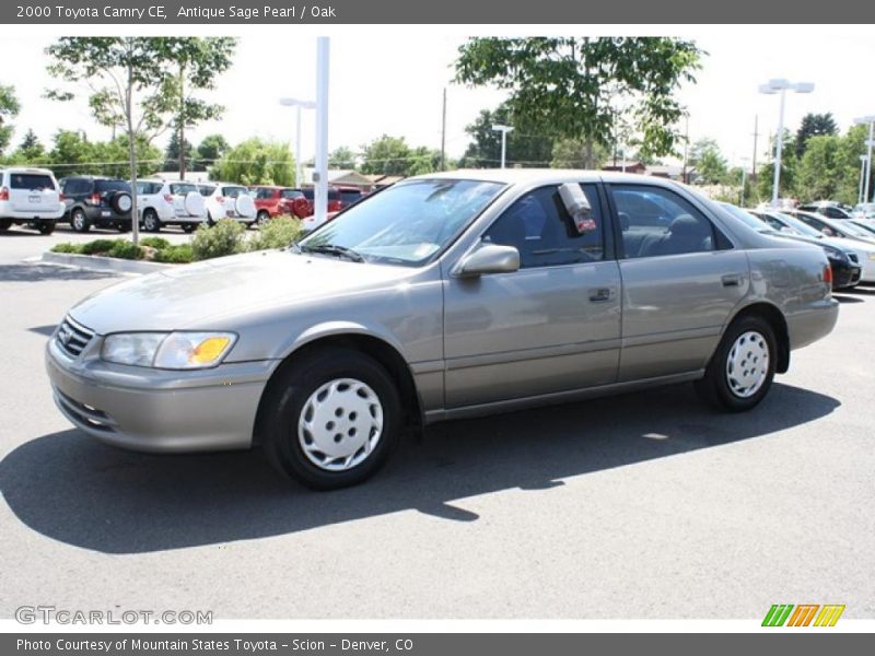 Antique Sage Pearl / Oak 2000 Toyota Camry CE