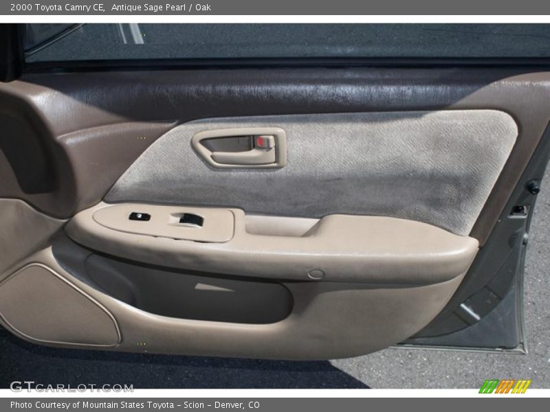 Antique Sage Pearl / Oak 2000 Toyota Camry CE