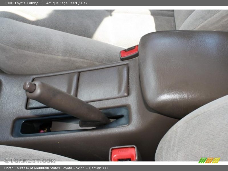 Antique Sage Pearl / Oak 2000 Toyota Camry CE