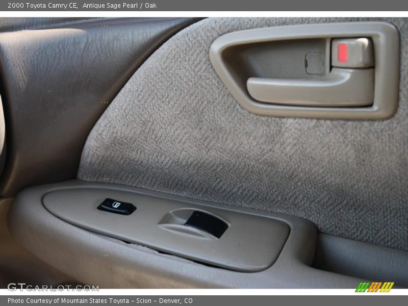 Antique Sage Pearl / Oak 2000 Toyota Camry CE