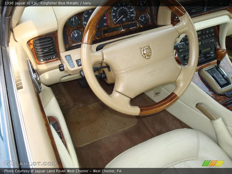 Kingfisher Blue Metallic / Ivory 1996 Jaguar XJ XJ6