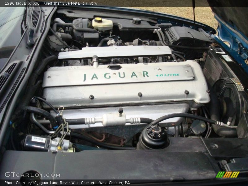 Kingfisher Blue Metallic / Ivory 1996 Jaguar XJ XJ6