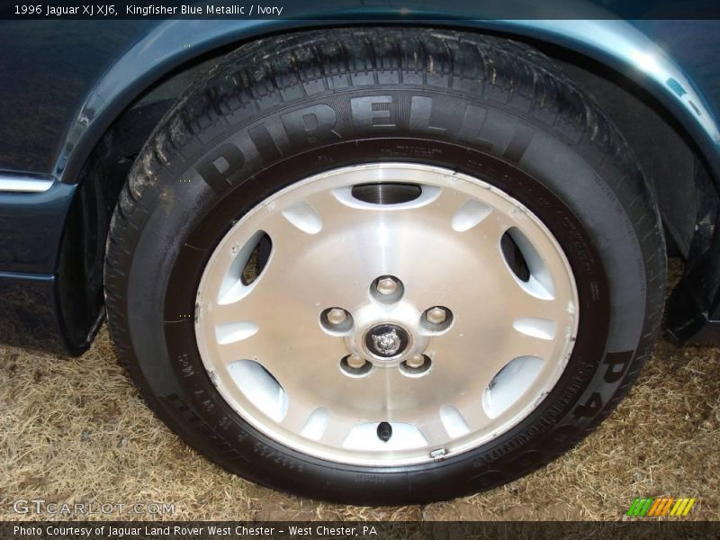 Kingfisher Blue Metallic / Ivory 1996 Jaguar XJ XJ6