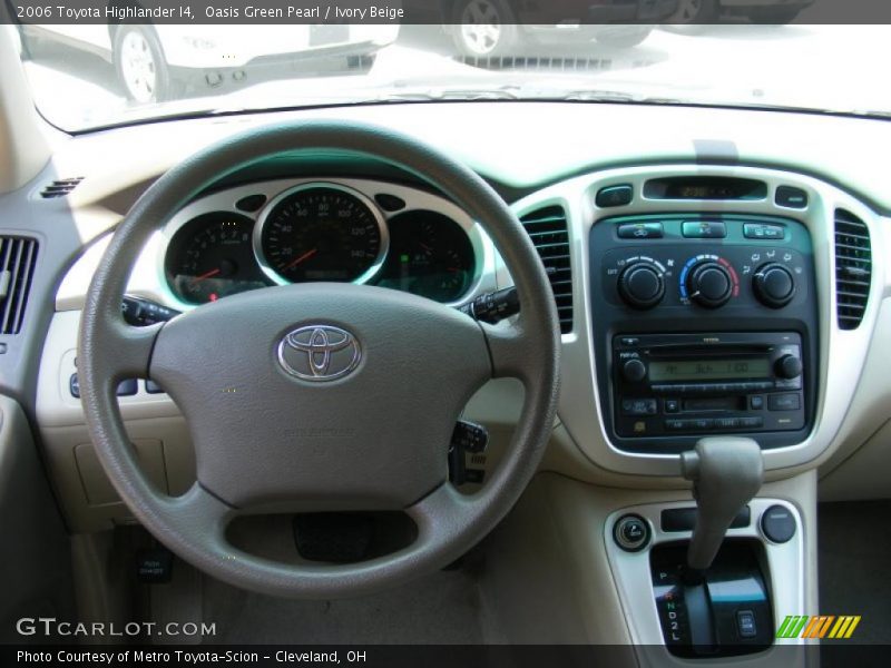 Oasis Green Pearl / Ivory Beige 2006 Toyota Highlander I4