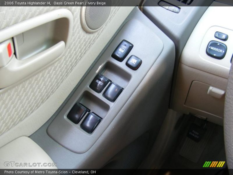 Oasis Green Pearl / Ivory Beige 2006 Toyota Highlander I4