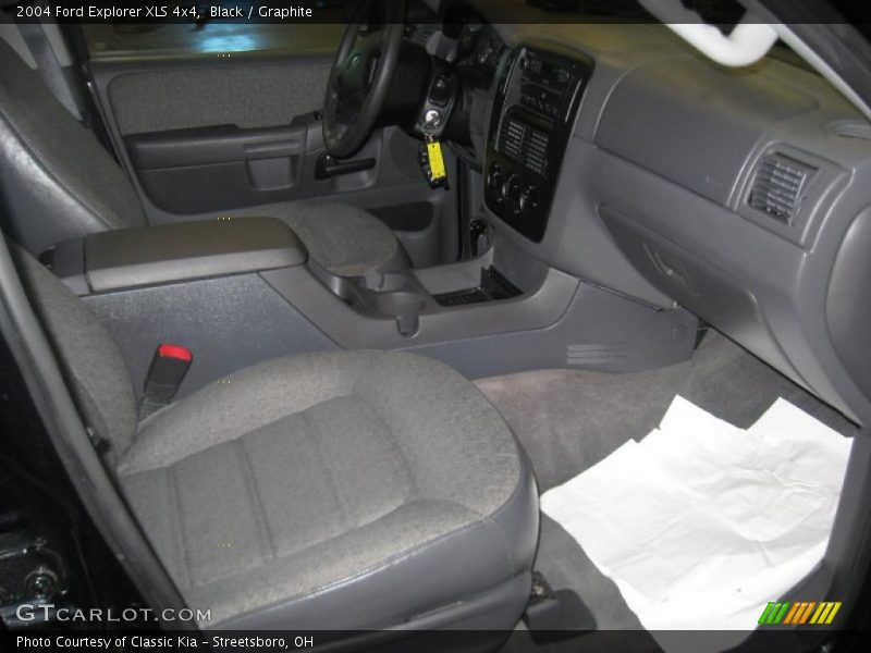 Black / Graphite 2004 Ford Explorer XLS 4x4