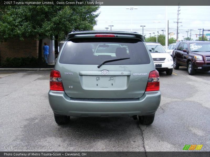 Oasis Green Pearl / Ivory Beige 2007 Toyota Highlander Limited