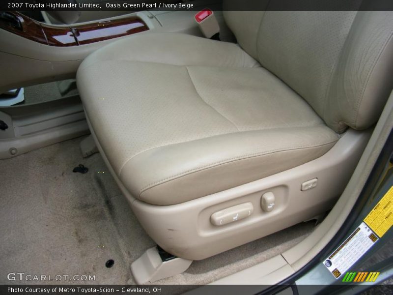 Oasis Green Pearl / Ivory Beige 2007 Toyota Highlander Limited
