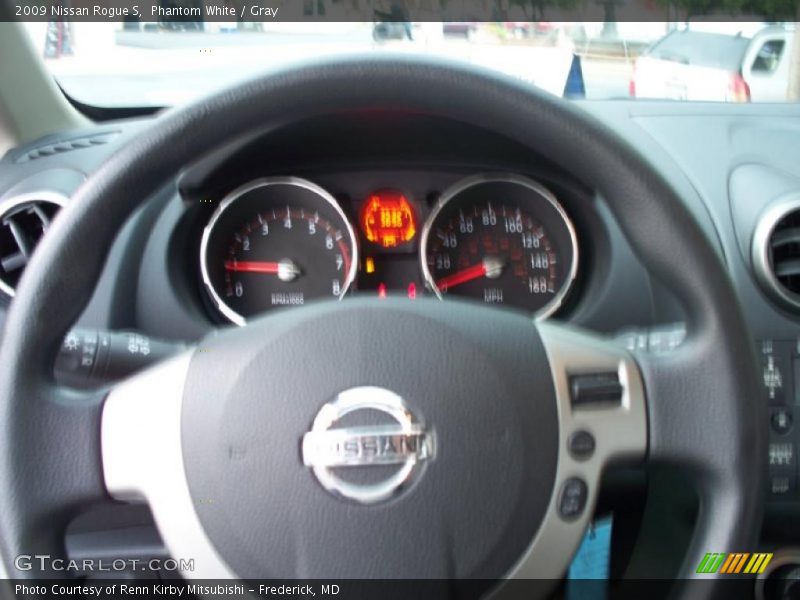 Phantom White / Gray 2009 Nissan Rogue S