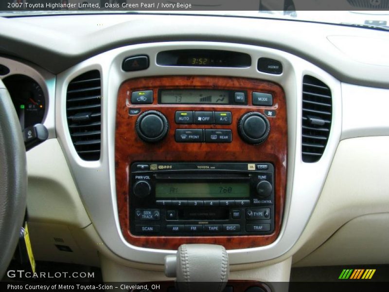 Oasis Green Pearl / Ivory Beige 2007 Toyota Highlander Limited