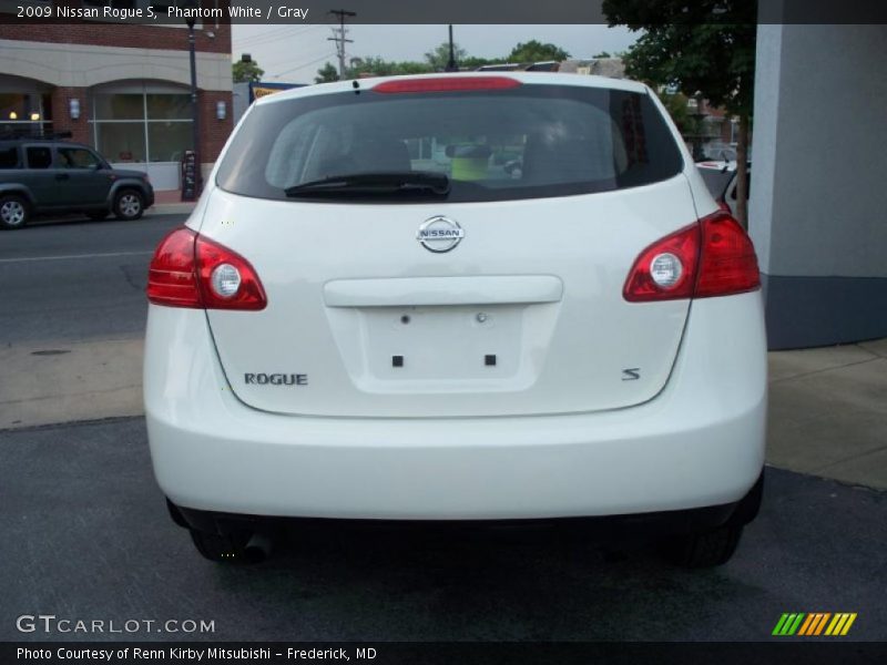 Phantom White / Gray 2009 Nissan Rogue S