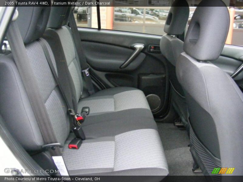 Titanium Metallic / Dark Charcoal 2005 Toyota RAV4 4WD